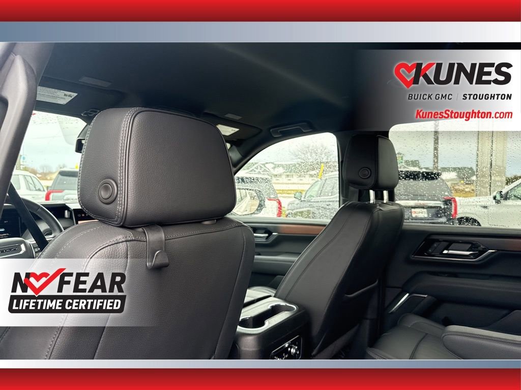 Used 2025 GMC Yukon XL Denali image 38