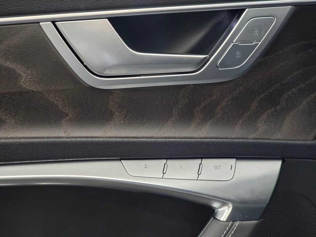 Used 2022 Audi A7 3.0T Premium Plus image 35