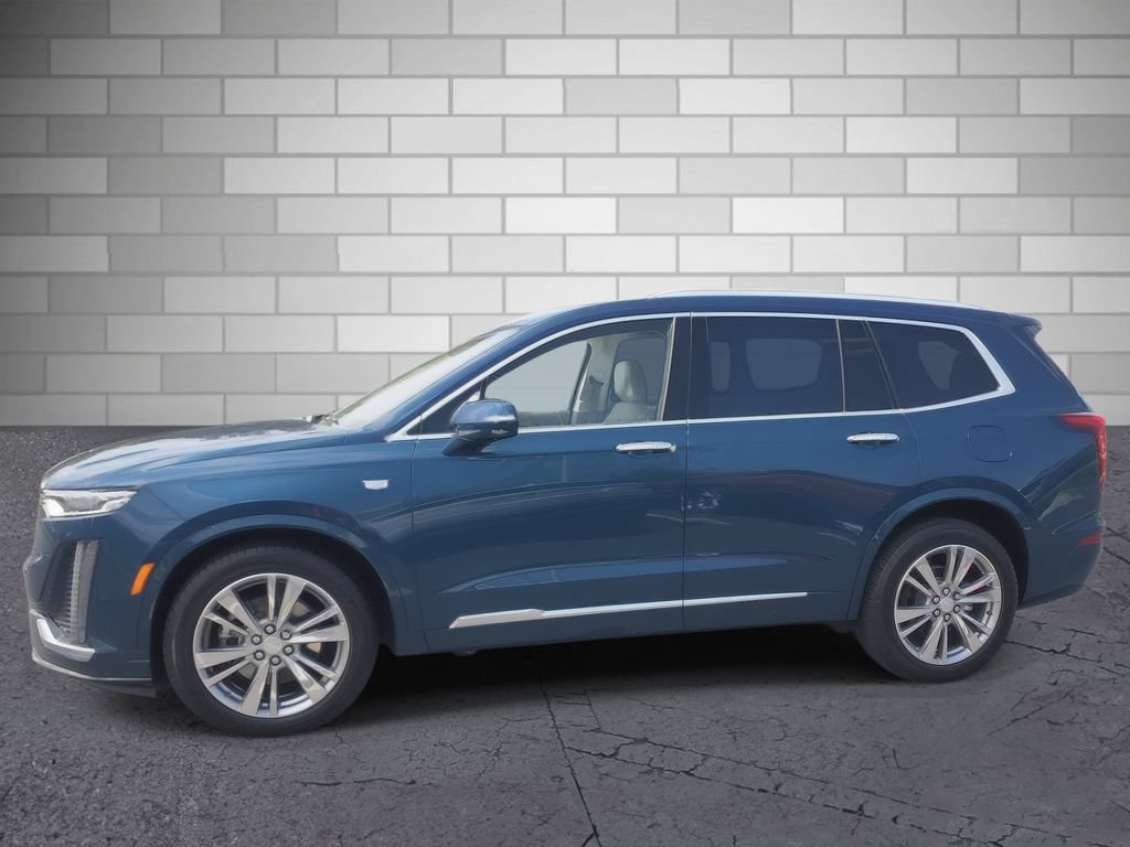 Certified 2024 Cadillac XT6 Premium Luxury w/ Technology Package FWD image 2
