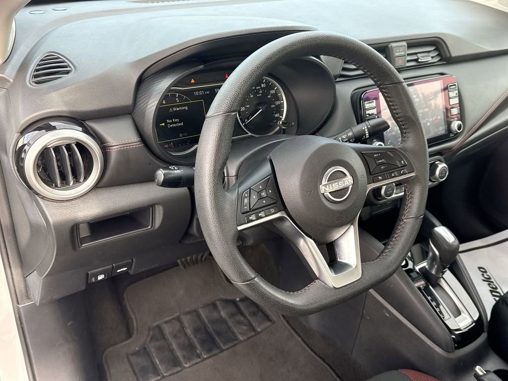 Used 2024 Nissan Versa SR image 34