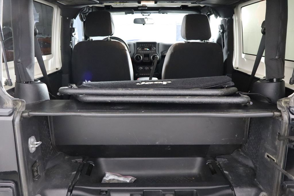 Used 2015 Jeep Wrangler Sport image 8