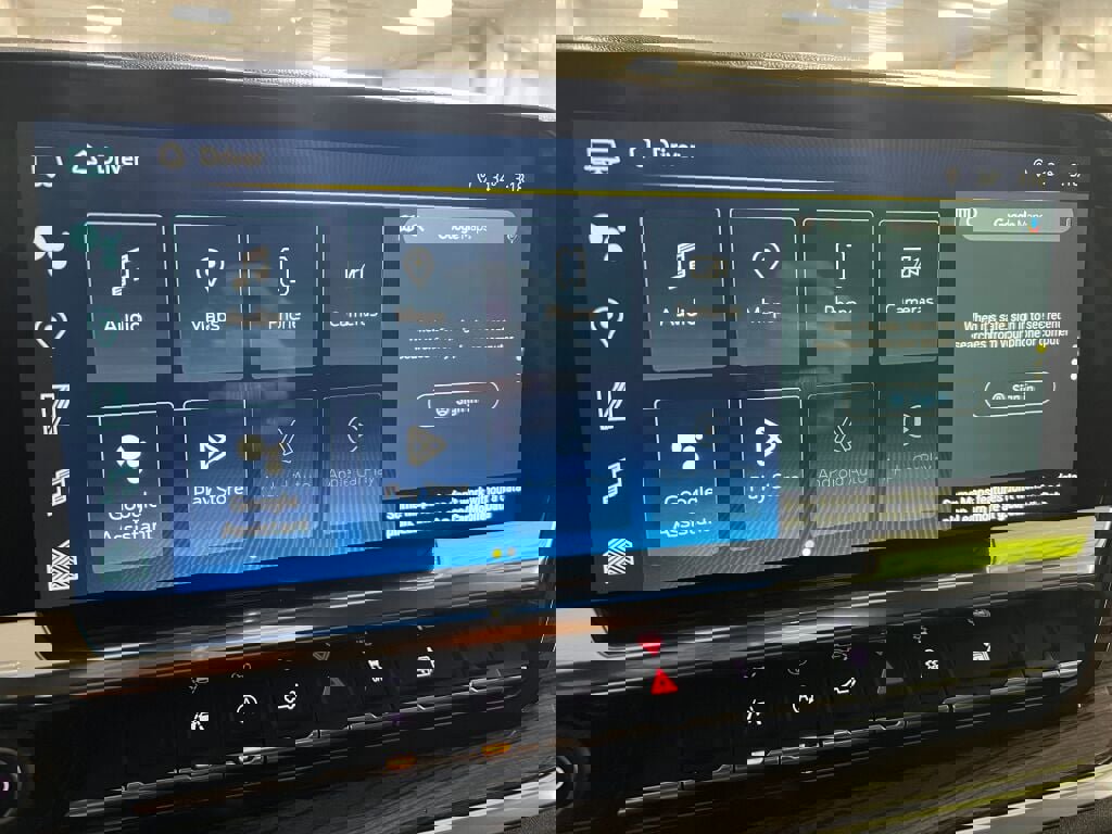 Used 2023 Chevrolet Silverado 1500 LT image 9