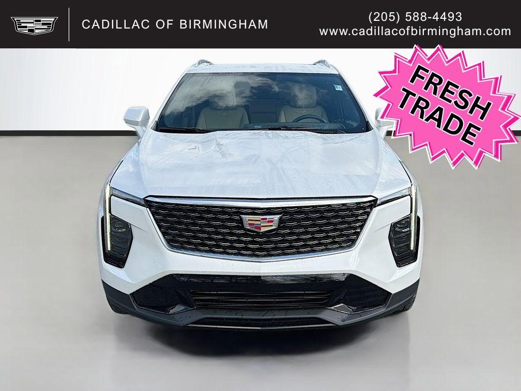 Certified 2025 Cadillac XT4 Premium Luxury w/ Cold Weather Package image 2