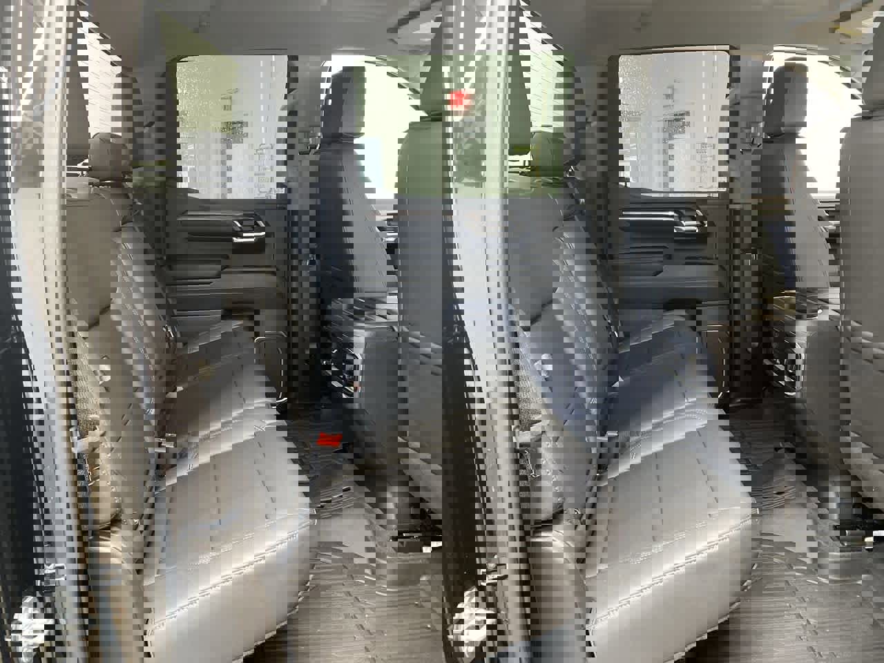 Used 2023 GMC Sierra 1500 SLT w/ SLT Premium Package image 17