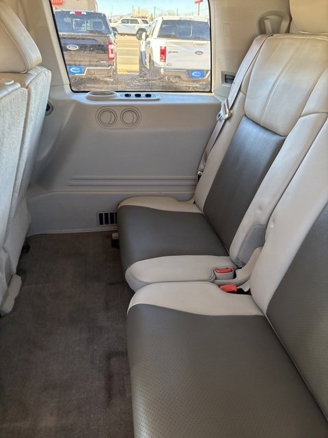 Used 2006 Jeep Commander Limited image 19