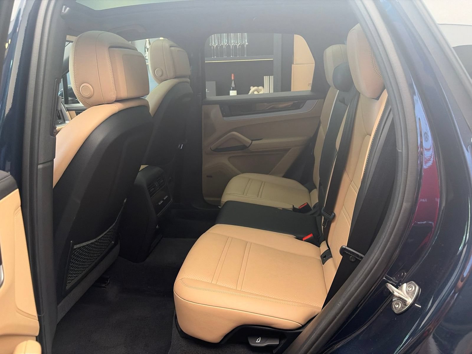 Certified 2024 Porsche Cayenne S AWD/4WD image 9