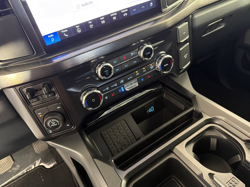 New 2026 Ford F350 Lariat w/ Tremor Off-Road Package AWD/4WD image 16