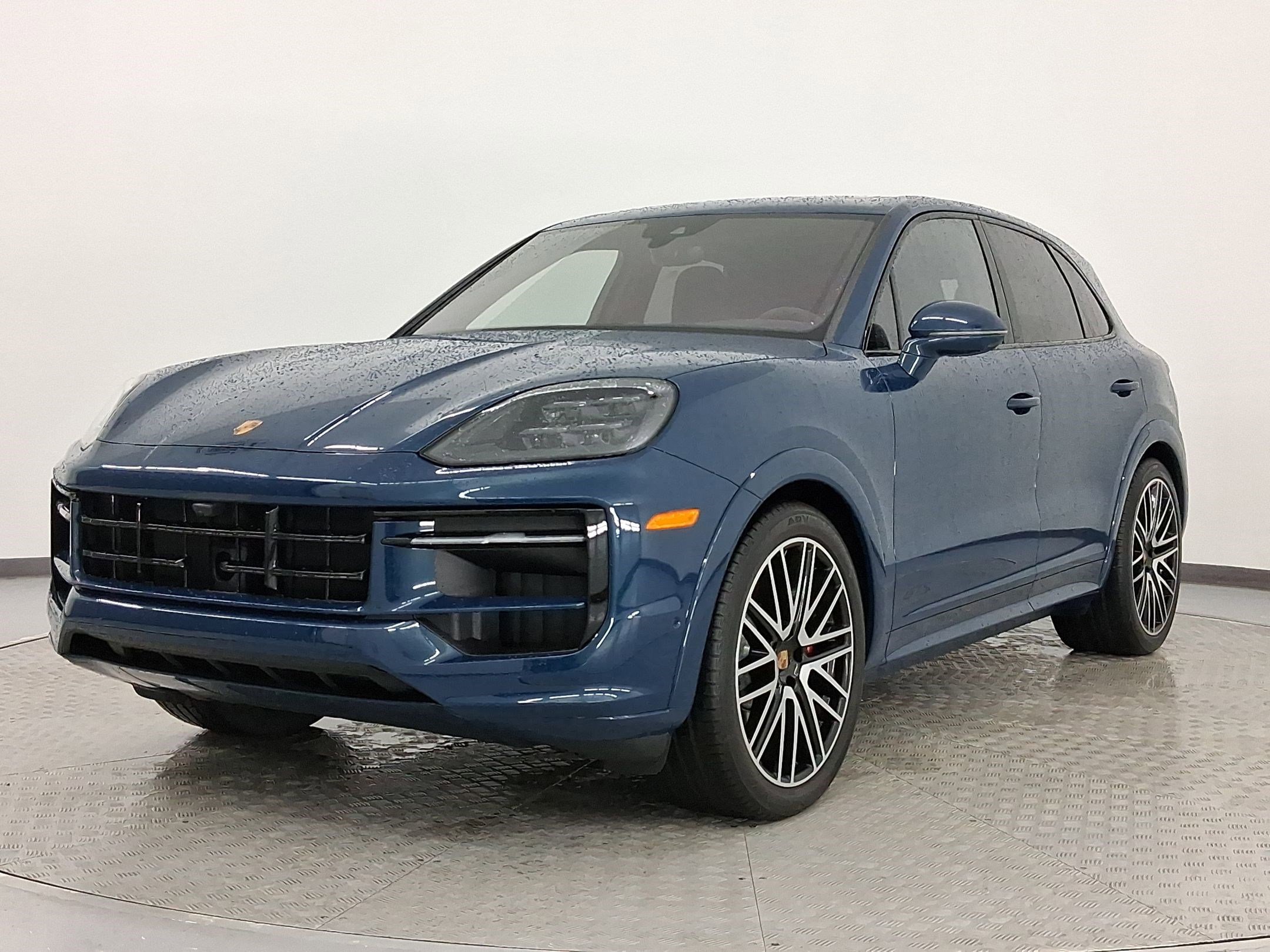 New 2025 Porsche Cayenne GTS