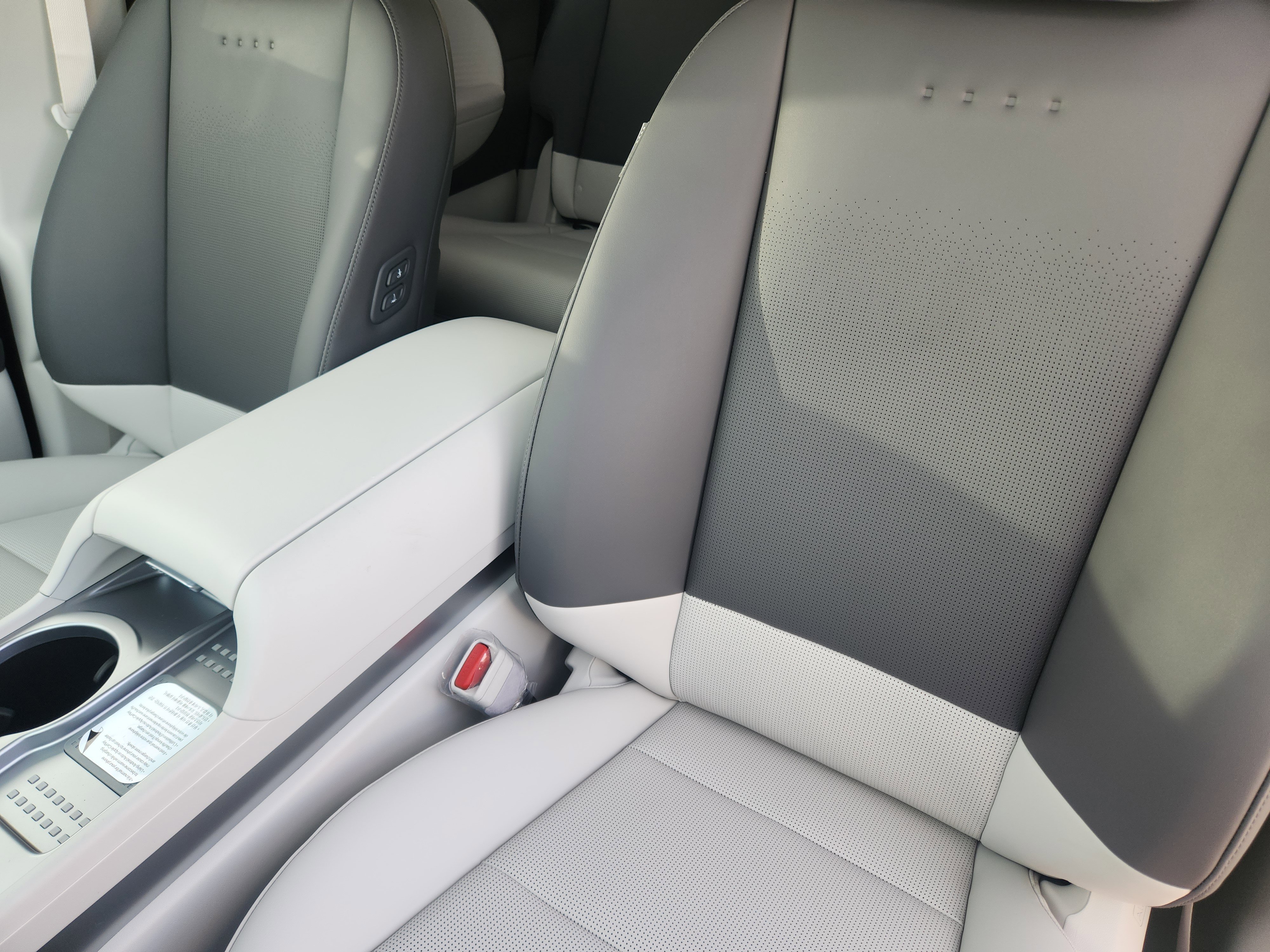 New 2026 Hyundai Ioniq 9 SEL AWD/4WD image 17