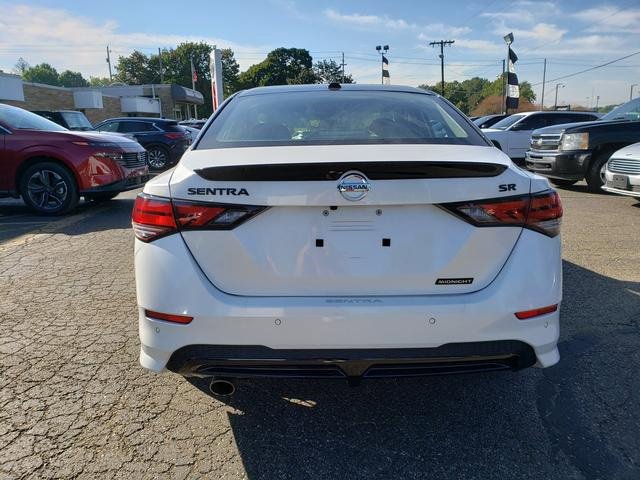 Used 2022 Nissan Sentra SR w/ Midnight Edition image 5