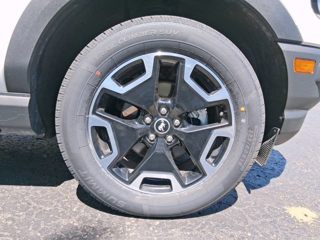 Used 2023 Ford Bronco Sport Outer Banks AWD/4WD image 9