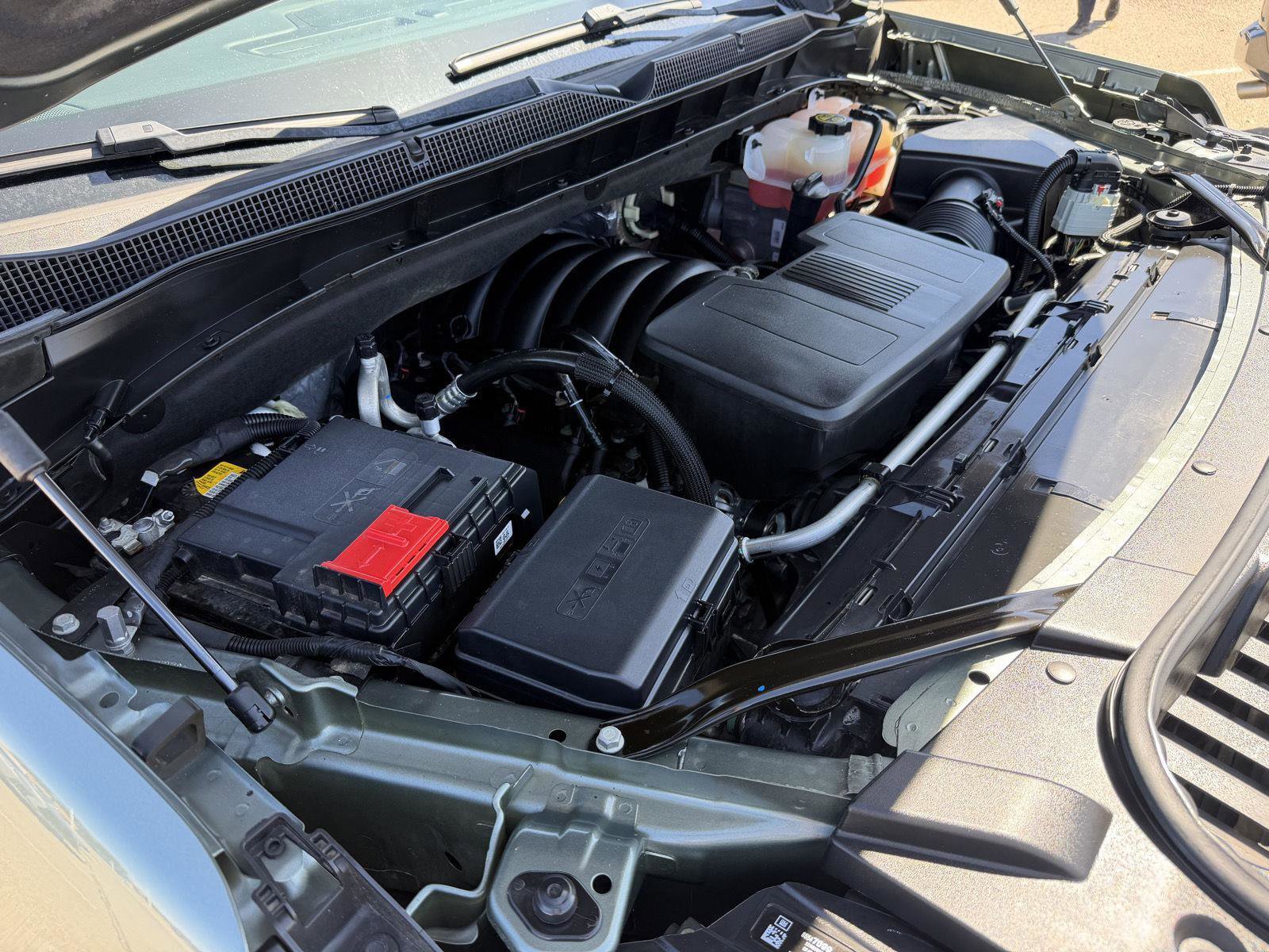 Used 2023 Chevrolet Suburban Premier RWD image 41