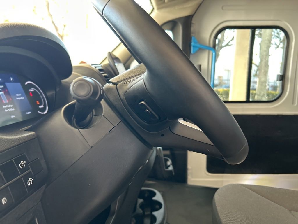 Used 2024 RAM ProMaster 3500 w/ Delivery Van Package image 38
