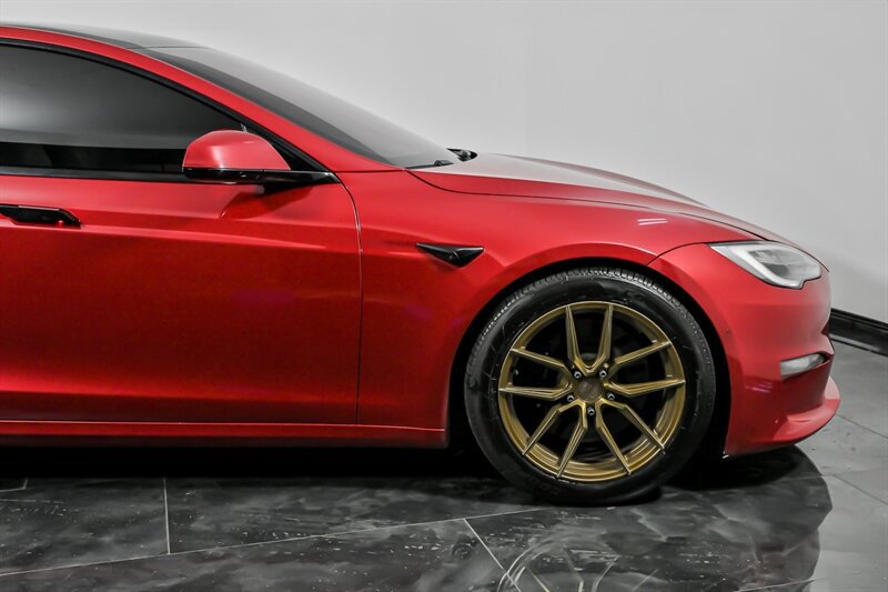 Used 2022 Tesla Model S Plaid AWD/4WD image 11