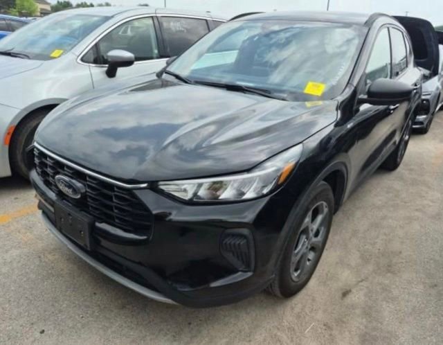Used 2025 Ford Escape ST-Line AWD/4WD image 1
