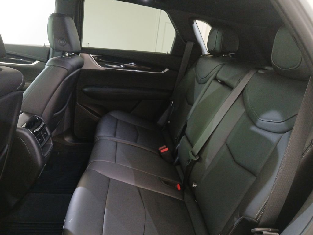 Used 2020 Cadillac XT5 Premium Luxury AWD/4WD image 15