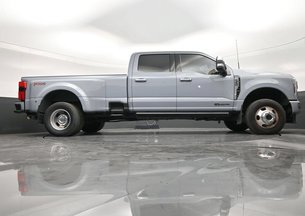 Used 2024 Ford F350 Platinum AWD/4WD image 25