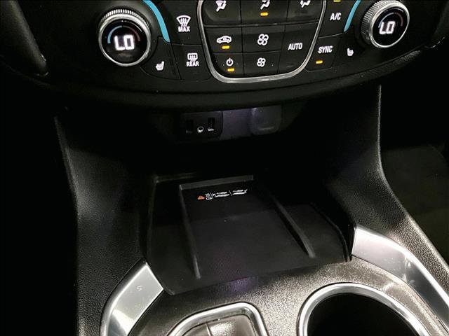 Used 2023 Chevrolet Traverse LT FWD image 26
