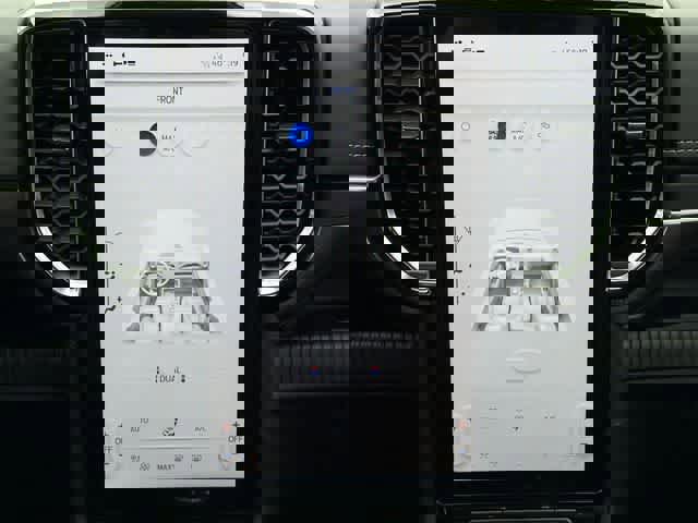 Used 2025 Ford Ranger Lariat w/ FX4 Off-Road Package image 15