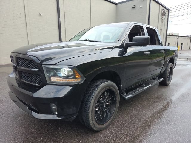 Used 2014 RAM 1500 Express w/ Black Ram 1500 Express Group AWD/4WD image 7