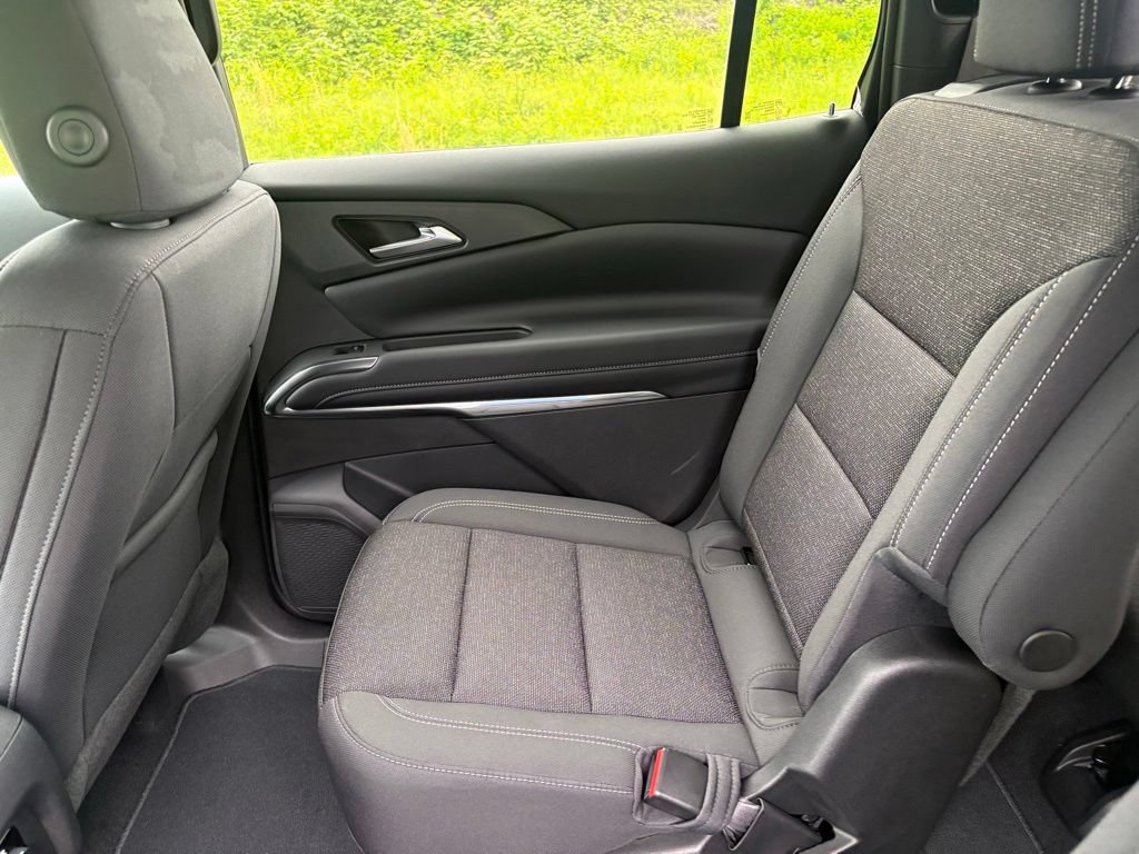 New 2026 Chevrolet Traverse LT w/ LPO, Floor Liner Package FWD image 43