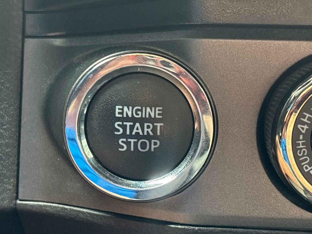 Used 2021 Toyota Tacoma TRD Off-Road image 21