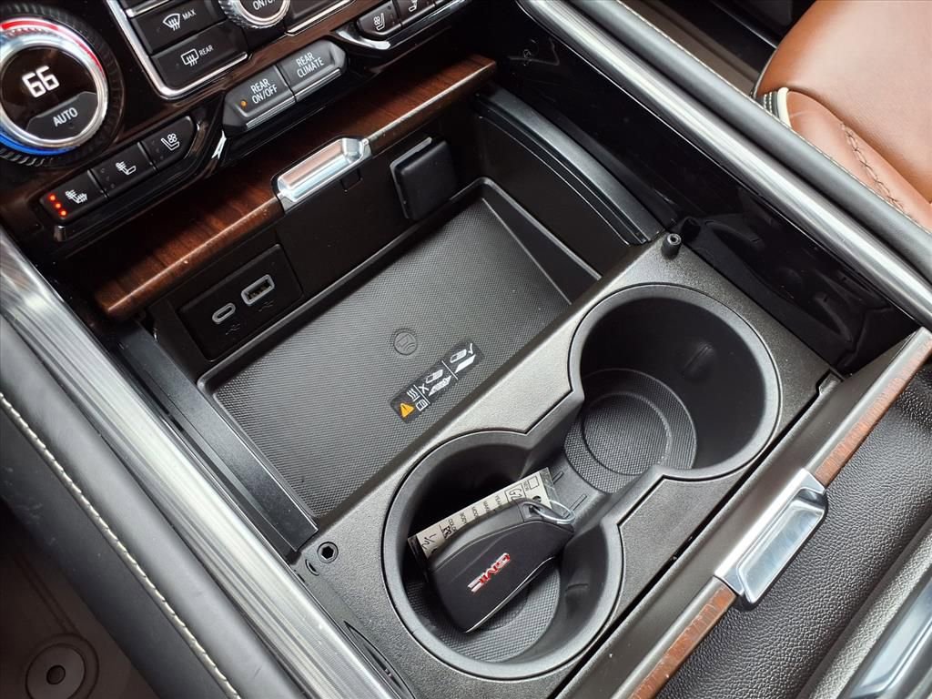 Certified 2024 GMC Yukon XL Denali Ultimate image 12