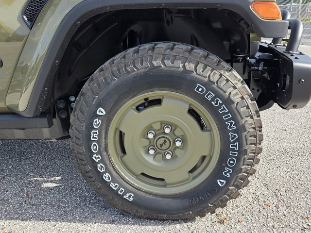 Used 2026 Jeep Gladiator Willys AWD/4WD image 10