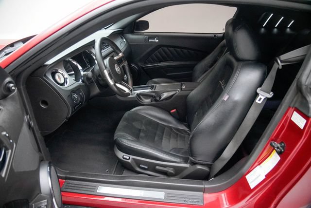 Used 2010 Ford Mustang GT Premium RWD image 23