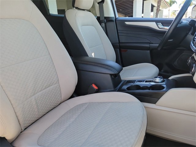 Certified 2021 Ford Escape SE image 23