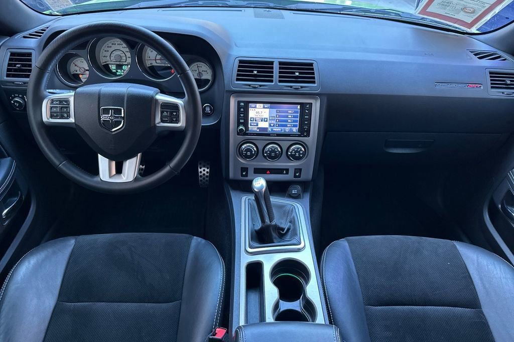Used 2011 Dodge Challenger SRT8 w/ Green w/Envy Group image 13