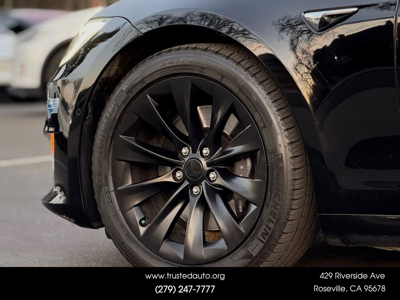 Used 2020 Tesla Model S Long Range Plus image 21