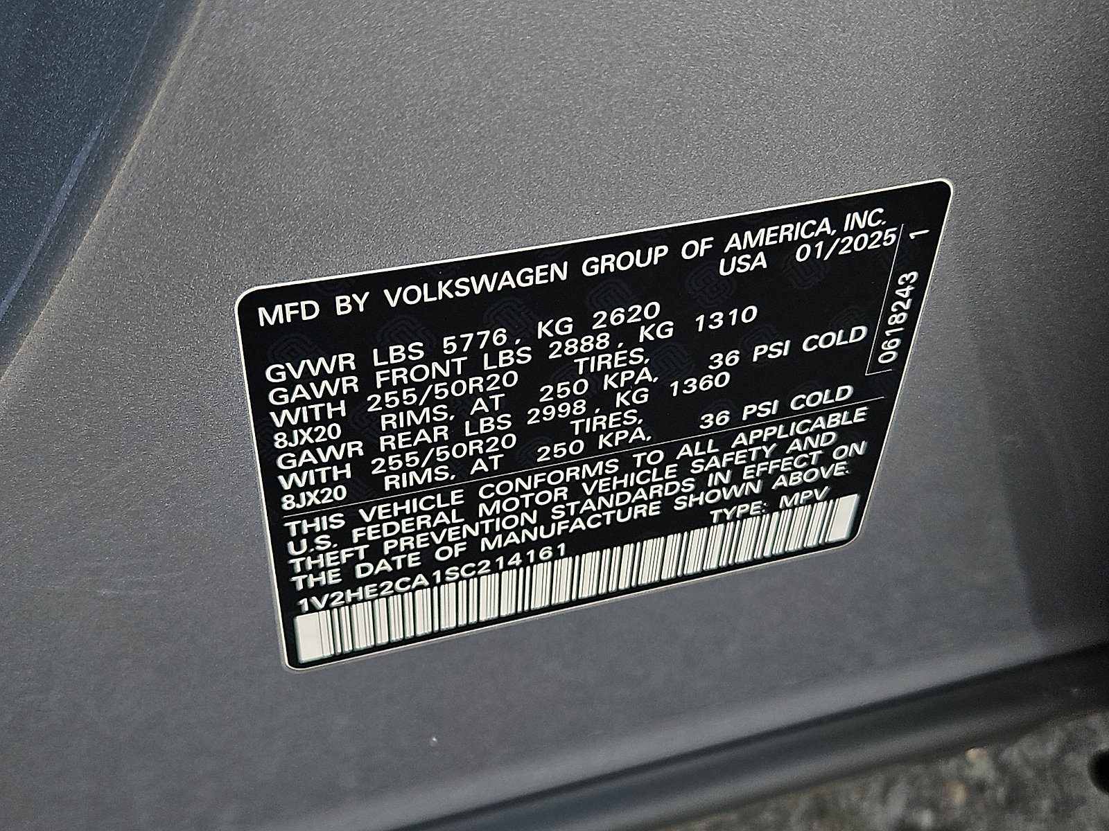 Used 2025 Volkswagen Atlas Cross Sport SE image 27