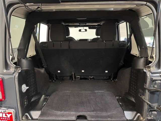 Used 2017 Jeep Wrangler Unlimited Sport w/ Quick Order Package 24S AWD/4WD image 16