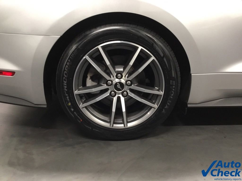 Used 2016 Ford Mustang Premium image 28