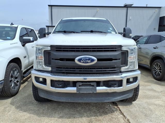 Used 2019 Ford F250 XL w/ Power Equipment Group AWD/4WD image 2