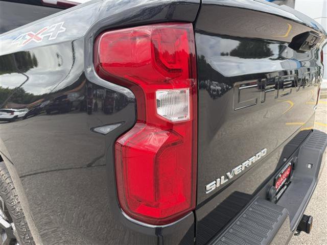 Certified 2022 Chevrolet Silverado 1500 RST image 30