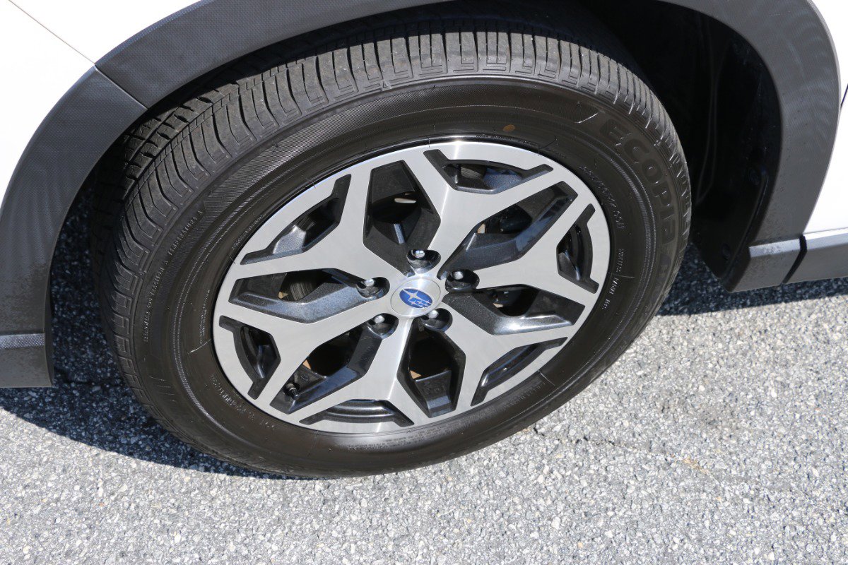 Used 2020 Subaru Forester Premium image 14