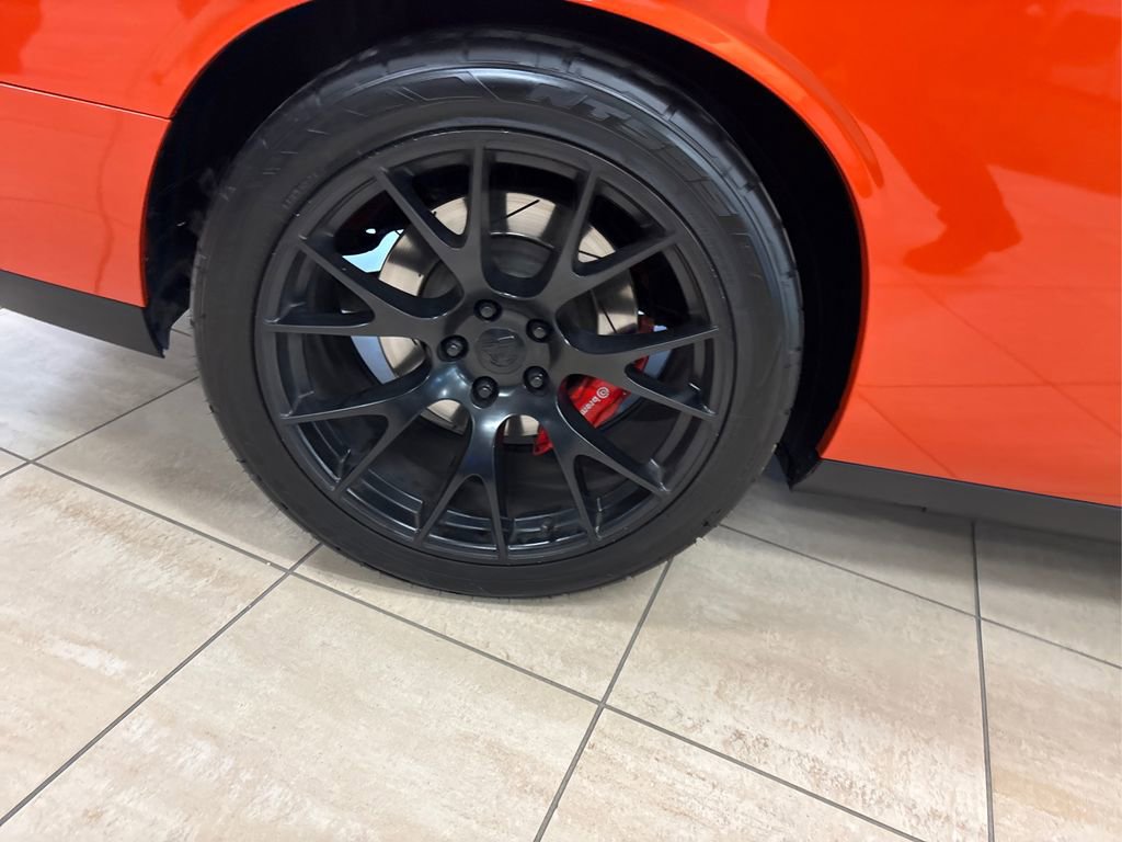 Used 2009 Dodge Challenger SRT8 w/ SRT Option Group II image 22