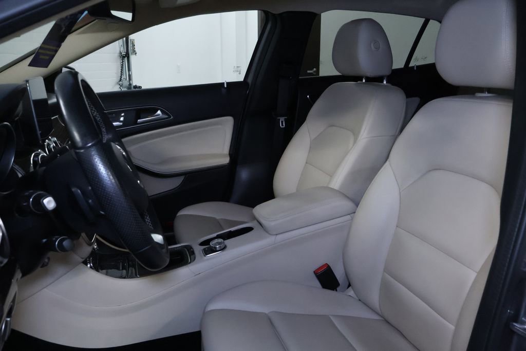 Used 2019 Mercedes-Benz GLA 250 4MATIC image 14