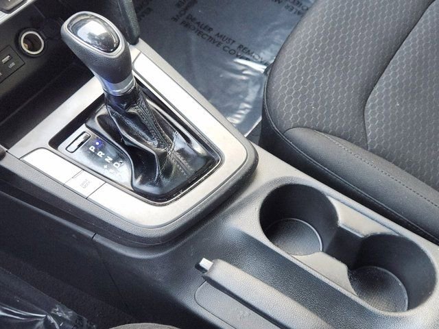 Used 2020 Hyundai Elantra SE w/ Cargo Package (C1) image 22