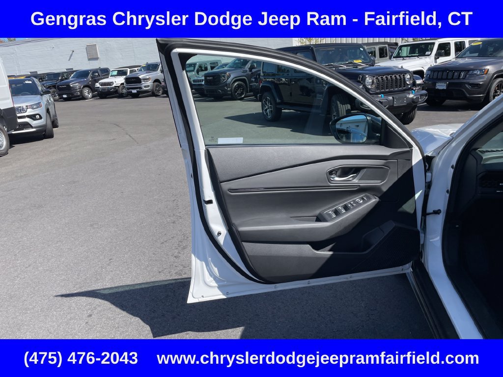 Used 2026 Honda Accord SE image 41