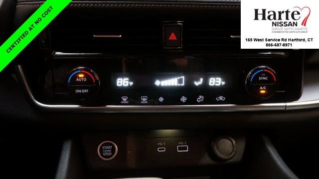 Certified 2021 Nissan Rogue SV image 17