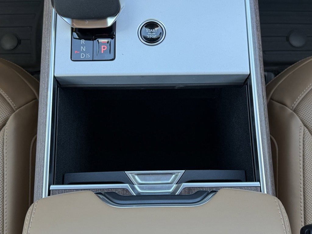 New 2025 Land Rover Range Rover SE image 21