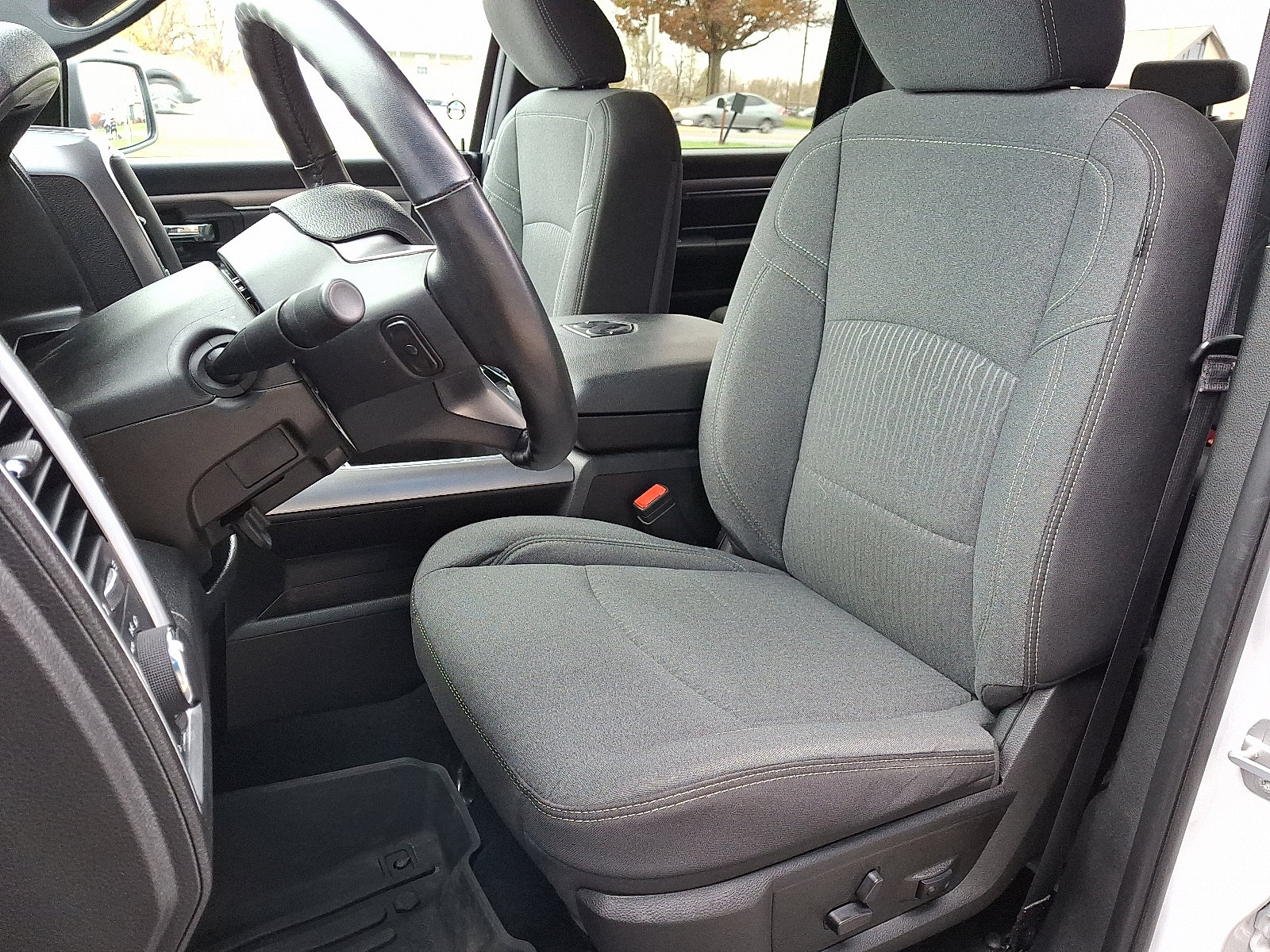 Used 2024 RAM 1500 Classic Warlock image 13