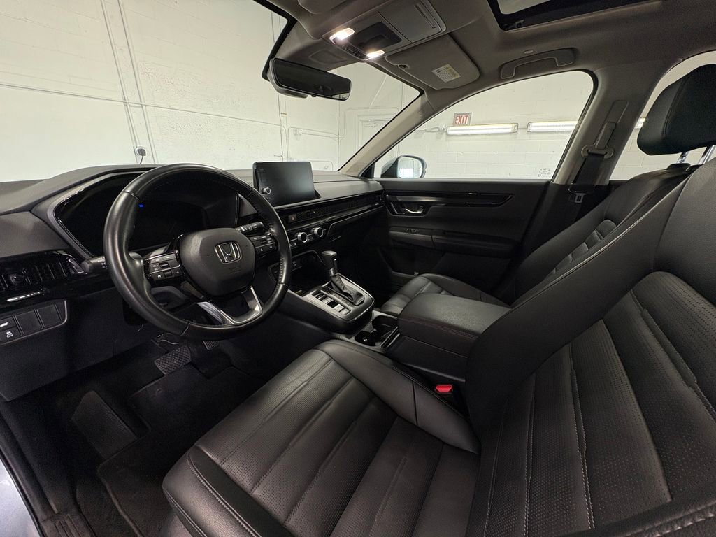 Used 2025 Honda CR-V EX-L image 14