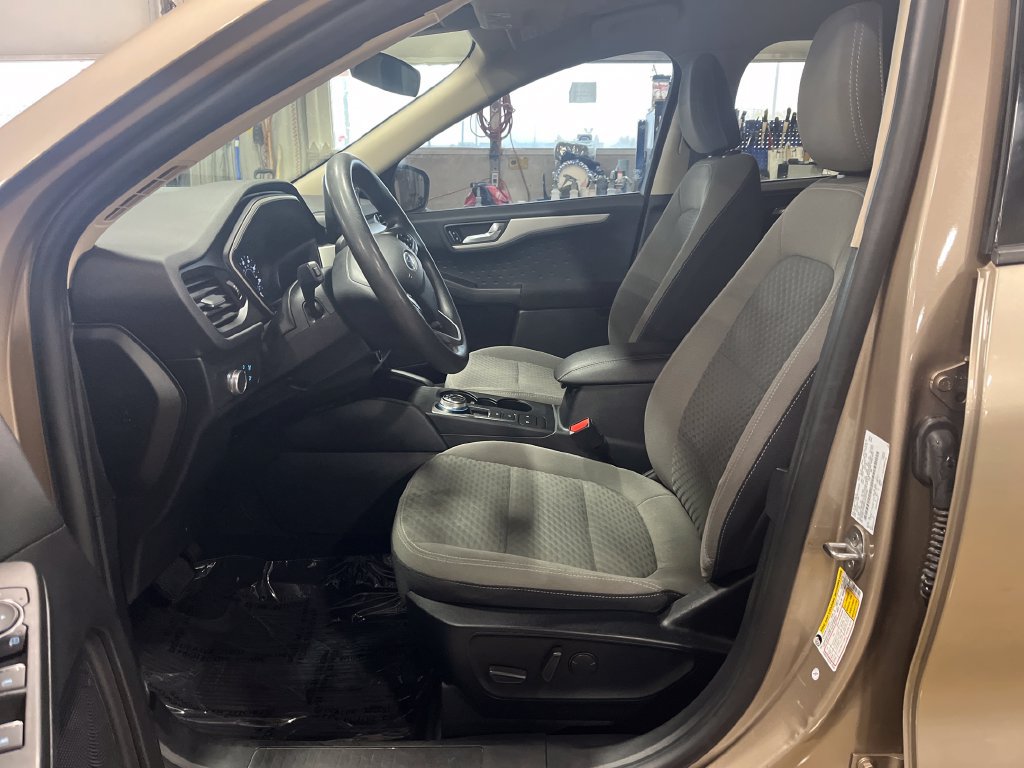 Used 2020 Ford Escape SE AWD/4WD image 19