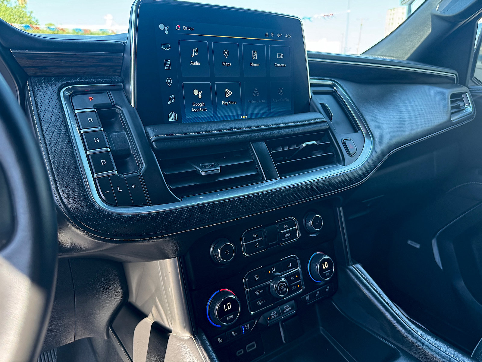 Used 2023 Chevrolet Suburban Premier RWD image 12