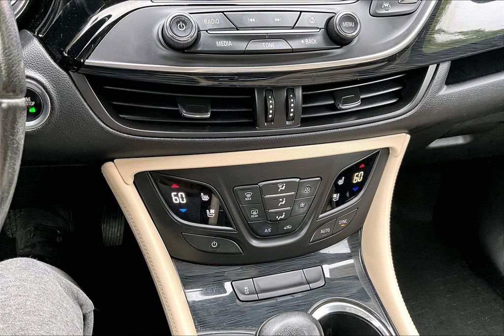 Used 2018 Buick Envision Premium w/ Driver Confidence Package AWD/4WD image 16