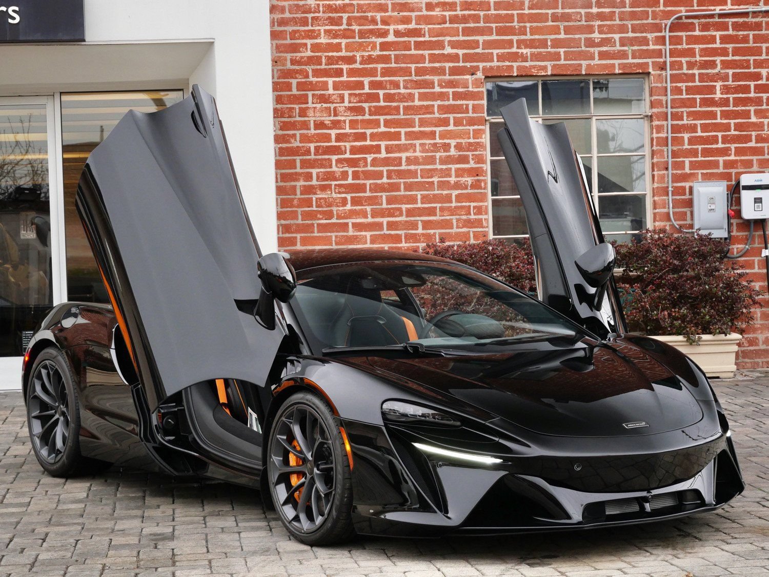 New 2026 McLaren Artura RWD image 19